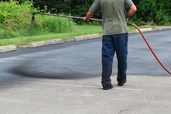 Lot Sealcoating in Camas
